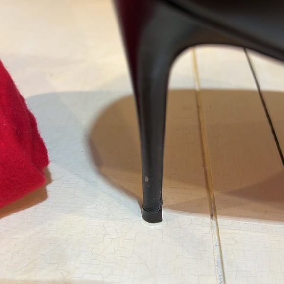 CHRISTIAN LOUBOUTIN WOMANS ELOISE 85 NAPPA SHINY BACK HEELS 38.5 - Picture 7 of 9